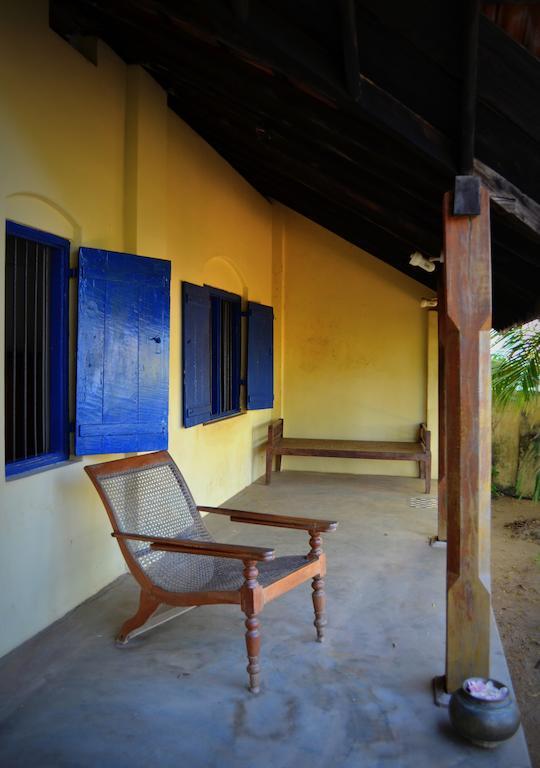 15Lmd Villa In Front Of The Lagoon Batticaloa Camera foto
